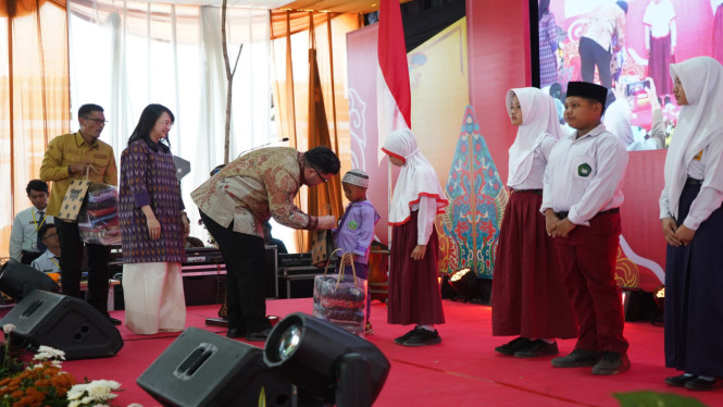 Bupati Kediri Mas Dhito tinjau MPLS di Sekolah Rakyat.