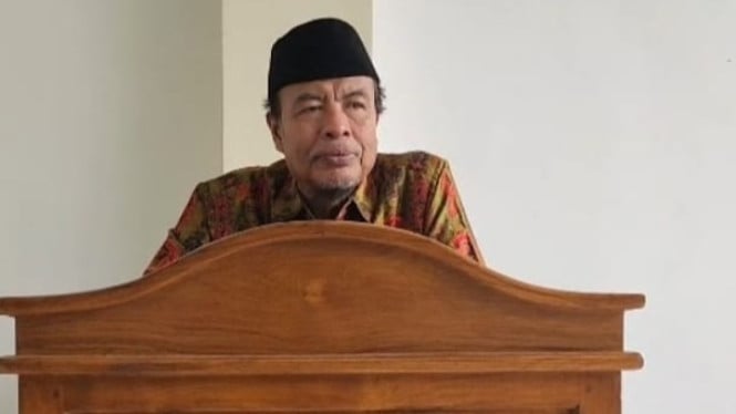 Juru bicara Forum Komunikasi Guru Besar UINSA, Prof. Dr. H. Imam Ghazali Said.