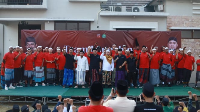 Launching Tim Madura United Musim 2026/2027 di Pondok Pesantren Nurul Cholil Bangkalan.
