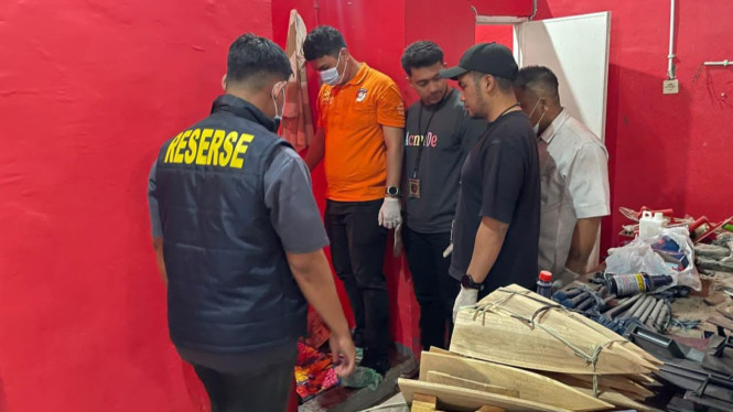 Polisi Melakukan Olah TKP Pembacokan di Menganti Gresik.