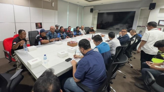 Pertemuan GSJT dengan BPH Migas dan Pertamina di Surabaya.