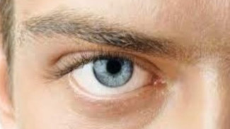 Waspadai Gejala Stroke, Jangan Diabaikan Tanda Ini di Mata