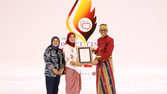 Penghargaan The Best People Development untuk KAI Bandara