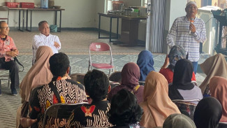 Harda Kiswaya Dengarkan Keluh Kesah dari Paguyuban Pedagang Pasar di Sleman