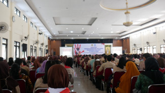 Ratusan Tenaga Pendidik di Sukoharjo Ikuti Sosialisasi Anti Bullying