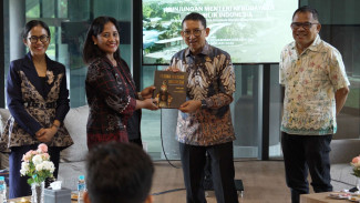 Menteri Kebudayaan Fadli Zon Tinjau Super Creative Hub GIK UGM