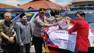 Polres Tegal Bersama Mahasiswa dan Ormas Bagikan 250 Paket Sembako Sambut Ramadan