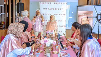 Kartini Glam Look dalam Real Skin Makeup Class Wyndham dan INSTAPERFECT