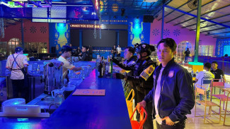 Operasi Pekat di Solo, Petugas Amankan 553 Botol Miras Ilegal