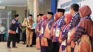 Jamaah Haji Karanganyar 2025 Dilepas, Dapat Uang Saku 50 Riyal dan Pesan Jaga Kesehatan