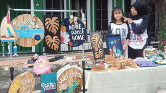 Hadirkan Pernik Kerajinan Limbah Kayu,  Zum Art Gallery Padukan Nuansa Etnik Kudus