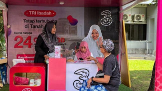 Booth 24 Jam Indosat Layani Calon Jemaah Haji