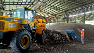 SIG Ubah Sampah Jadi Solusi: Dorong Energi Bersih dan Produksi Semen Hijau