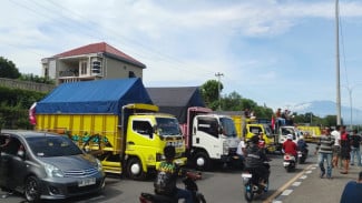 Ratusan Sopir Truk Demo Tolak ODOL di Solo Raya, Lalu Lintas Lingkar Utara Tersendat