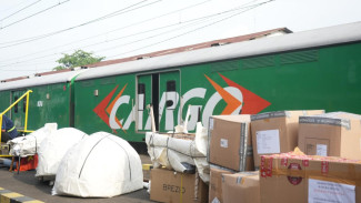 Respon Kebutuhan KA Logistik Optimalkan KA ONS Selatan