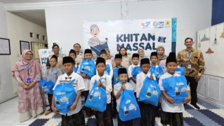 PLN UP3 Sukoharjo Gandeng SOLOPEDULI Gelar Khitanan Massal Gratis bagi Anak Yatim dan Duafa