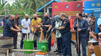 Modus Baru Pengiriman Sabu-sabu dengan Tisu Basah Berhasil Digagalkan