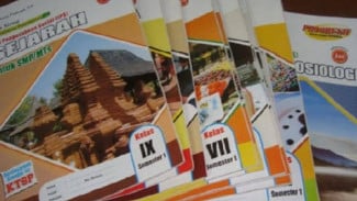 Sudewo Wajibkan Penggunaan LKS SD dan SMP di Bumi Mina Tani