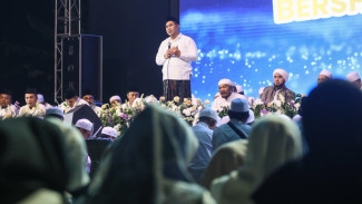 Dihadapan Forum OSIS Kudus Bersholawat, Taj Yasin Lontarkan Pesan Mengejutkan