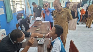 Cegah Anemia dan Stunting, Ratusan Siswa SMPN 1 dan 2 Temon Kulonprogo Ikuti Gerakan Aksi Bergizi dan Cek Kesehatan