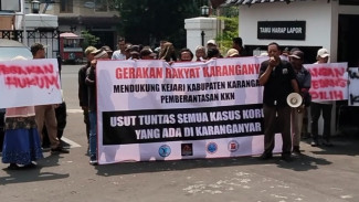 Aksi Damai Rakyat Karanganyar Dukung Kejari Usut Tuntas Tiga Kasus Korupsi
