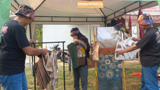 Produk Fashion Daur Ulang Kain Perca Batik Sukoreno Sentolo Tembus Ekspor Ke Jerman