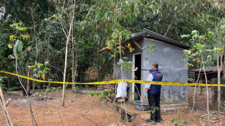 Tragis,Siswi 17 Tahun di Karanganyar Panik Usai Melahirkan, Bayi Dibuang ke Sungai dalam Kondisi Tak Bernyawa
