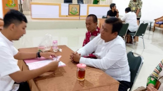 Berkas P21, Kejari Karanganyar Serahkan Empat Tersangka Korupsi Masjid Agung ke JPU