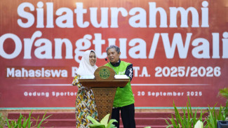 Kisah Pengemudi Ojol Asal Ponorogo: Antar Anak Raih Beasiswa Kedokteran di UMY