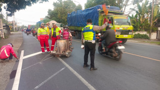 Jalur Tengkorak di Kudus Kerap Minta Tumbal Nyawa, Polisi Pasang 'Sesajen' Pita Kejut di Ruas Pantura