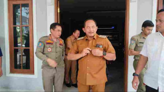 Perda Larangan Beri Uang ke Pengemis Belum Efektif Satpol PP Karanganyar Sebut Mereka Sembunyi Saat Razia