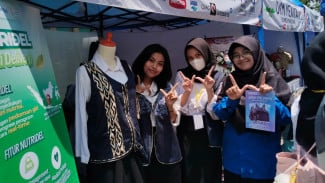Kepincut Kreatifitas Batik Muria Jadi Fashion Modern, Tim Wiguna UMK Diganjar Anggaran Kemendikbudristek