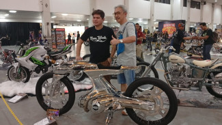 Stiletto Dagger: Lima Tahun Kegilaan Kreatif dari Kromworks