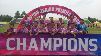 Juara Junior Premier League Apsumsi III: ASTI Kudus Bangga Angkat Piala Menpora