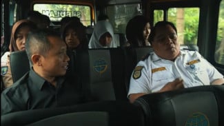 Wakil Ketua DPRD Sleman Hasto Karyantoro Puji Bus Sekolah Gratis 'Si Bulan'
