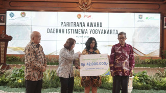 Paritrana Award 2025: Komitmen Nyata DIY Lindungi Pekerja Hingga Kalurahan