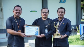 Tiga Penghargaan Diborong Karanganyar dalam Ajang FK Metra dan KIM Jateng 2025