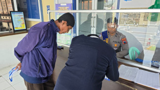 Edukasi Satpas 1430 Polres Tegal, Ubah Cara Pandang Pemohon SIM Tentang Keselamatan Jalan Raya