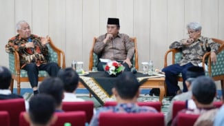 Strategi Baru Membangun Peradaban Islam Global