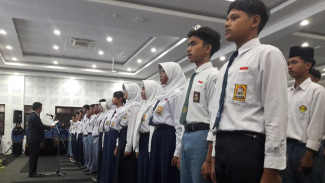Ketua OSIS Baru di 82 Sekolah Hasil Pemilos 2025 di Kulonprogo Dikukuhkan
