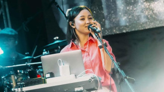 Dari Yogyakarta, Audira Putri Menyanyikan “Balada Rasa” — Suara Baru yang Lahir dari Keheningan