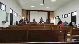Boyamin Siap 10 Kali Praperadilan Kejari Karanganyar agar Juliyatmono Ditetapkan Tersangka