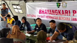 Tim Dokkes Polda Jateng Layani Pengungsi Longsor Banjarnegara: 167 Warga Dapat Pemeriksaan Gratis