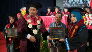 Wisuda 2025 Politeknik ATK: Serapan Lulusan Tembus 80,92%