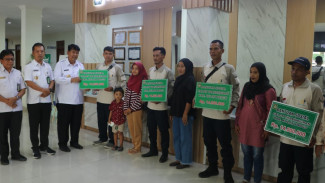 Lima Keluarga Transmigran Kulonprogo berangkat menuju Sulawesi Tengah