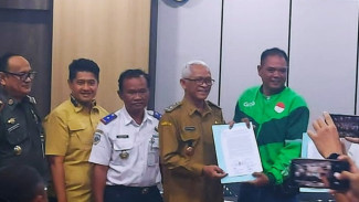 Ojol dan Opang Stasiun Klaten Sepakat Damai