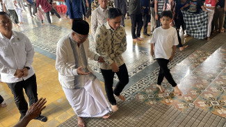 Salat Jumat di Solo, Wapres Gibran Bertemu PB XIV Bahas Stabilitas Kota dan Pelestarian Budaya