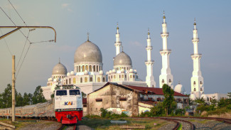 Luapan Air Ganggu Jalur Pantura, KA Banyubiru Ekspres Solo Semarang Dibatalkan