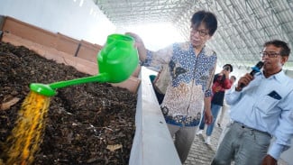 Pupuk Anorganik dan Organik: Keseimbangan Jadi Kunci Pertanian Berkelanjutan