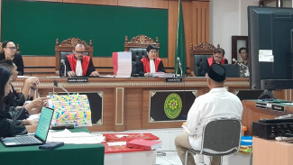 Hakim Tegur Sorotan Video Saksi Hibah Pariwisata di Medsos